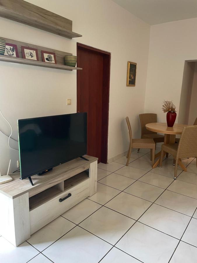 Apartments Mandarina Garden Petrovac Eksteriør billede
