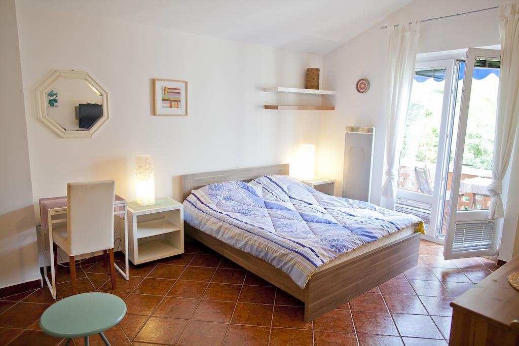 Apartments Mandarina Garden Petrovac Værelse billede