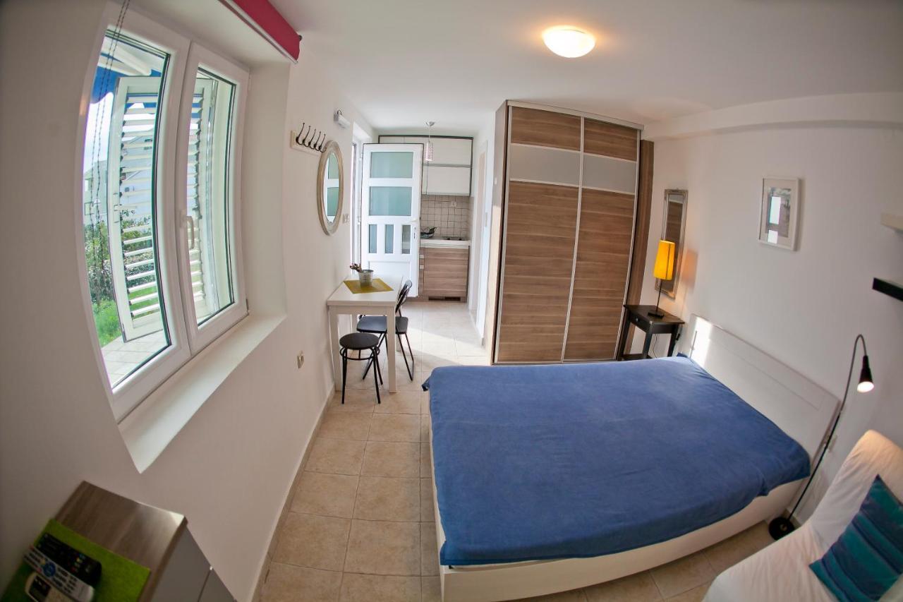 Apartments Mandarina Garden Petrovac Værelse billede
